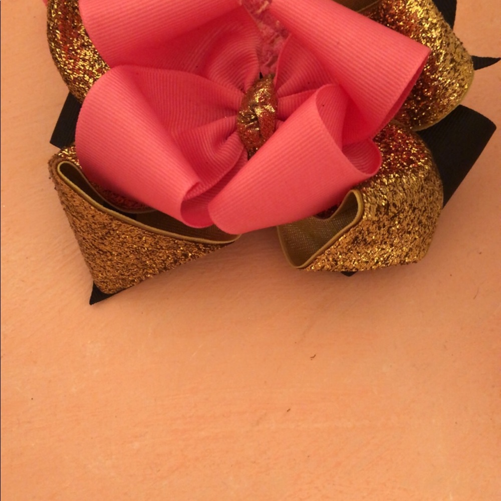 Bows - Picture 4 of 8